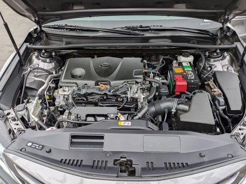 Used 2020 Toyota Camry SE image 23