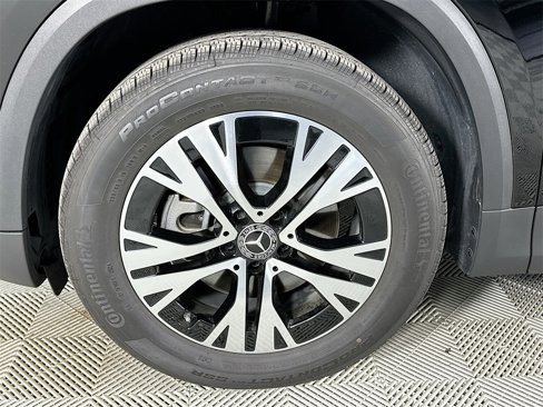 Certified 2025 Mercedes-Benz GLA 250 image 29
