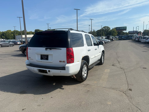 Used 2008 GMC Yukon SLT w/ SLT Preferred Equipment Group image 3