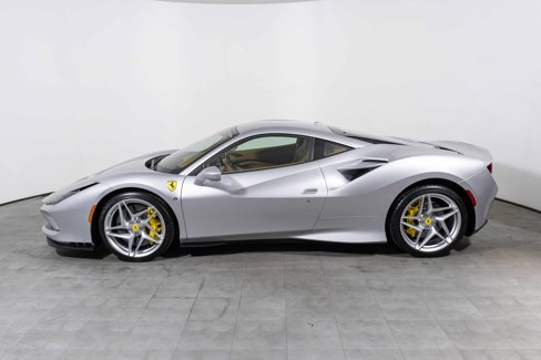 Used 2022 Ferrari F8 Tributo image 6