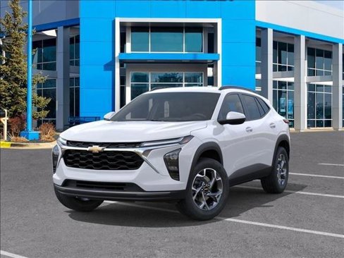 New 2025 Chevrolet Trax LT image 6