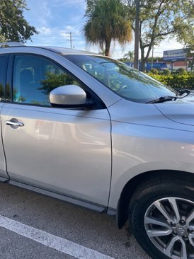 Used 2015 Nissan Pathfinder S image 32