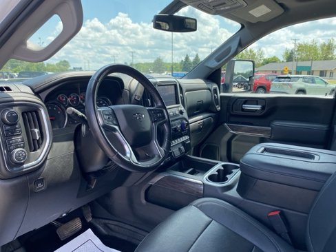 Used 2021 Chevrolet Silverado 2500 LTZ w/ LTZ Plus Package image 12