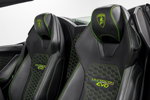 Used 2022 Lamborghini Huracan EVO image 19