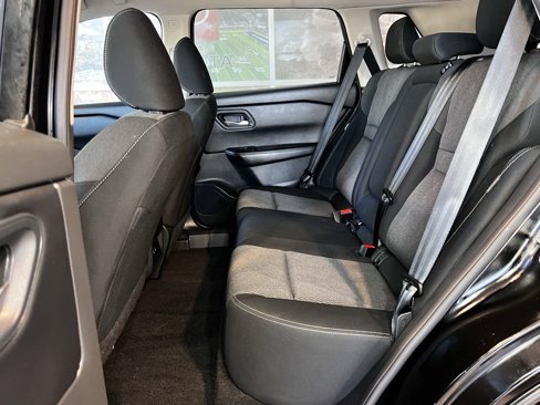 Used 2024 Nissan Rogue SV image 42