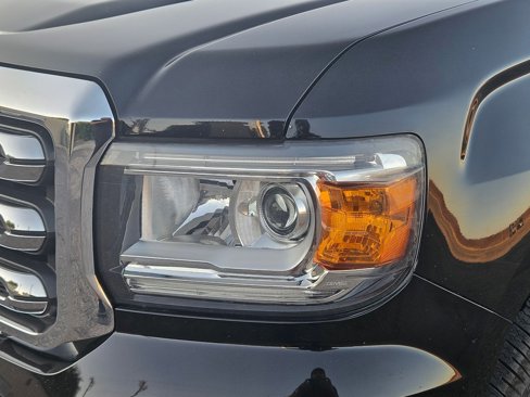 Used 2015 GMC Canyon SLT w/ Driver Alert Package image 10