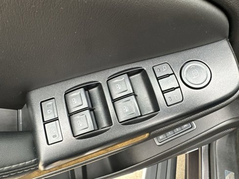 Used 2017 GMC Yukon XL Denali w/ Open Road Package image 24
