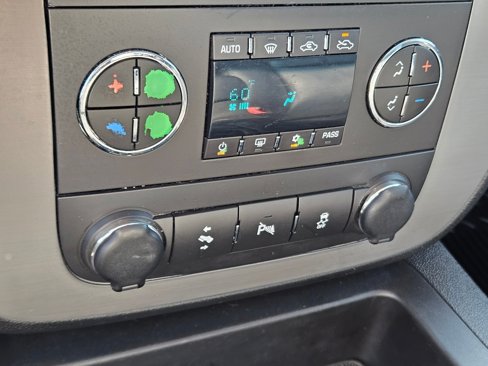 Used 2013 Chevrolet Silverado 1500 LTZ image 26