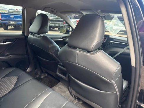 Used 2022 Toyota Camry SE image 23