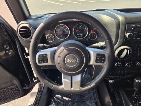 Used 2016 Jeep Wrangler Sport image 30