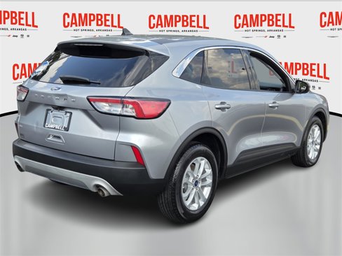 Used 2021 Ford Escape SE image 3