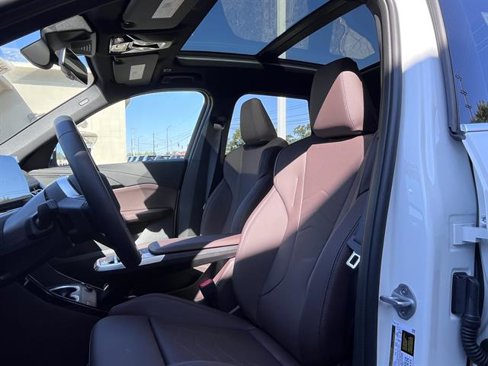 New 2025 BMW X1 xDrive28i w/ Technology Package image 18