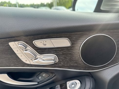 Certified 2020 Mercedes-Benz GLC 300 4MATIC image 12