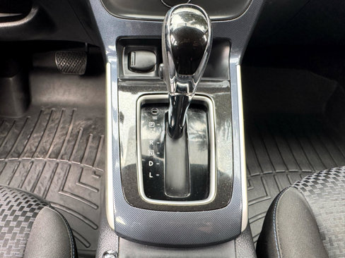 Used 2019 Nissan Sentra SR image 19