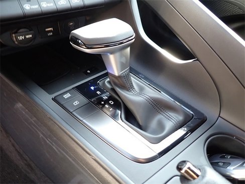 New 2025 Hyundai Elantra Sport image 16