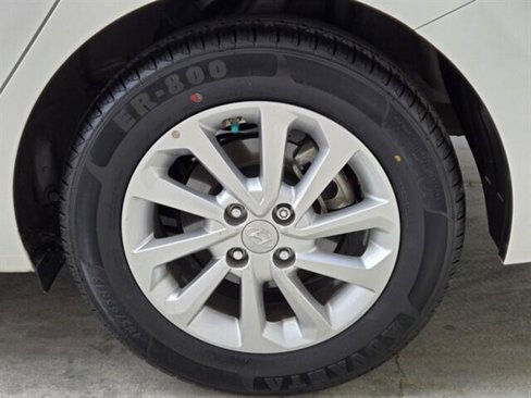 Used 2020 Hyundai Accent SEL image 10