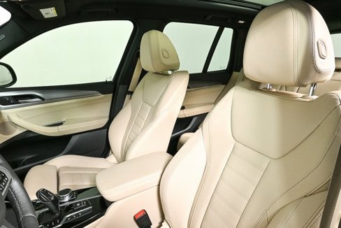 Used 2021 BMW X3 xDrive30i w/ Executive Package image 5