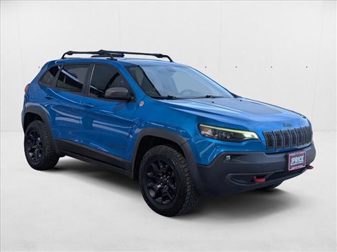 Used 2020 Jeep Cherokee Trailhawk w/ Cold Weather Group image 3