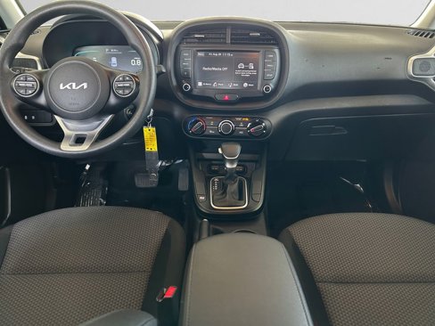 Used 2023 Kia Soul LX w/ Option Group 015 image 12