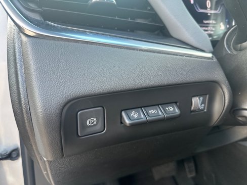 Used 2022 Buick Enclave Premium image 11