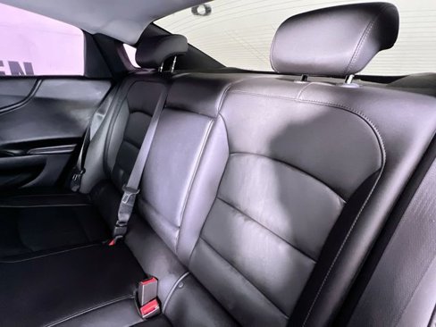 Used 2019 Chevrolet Malibu LT w/ Leather Package image 20