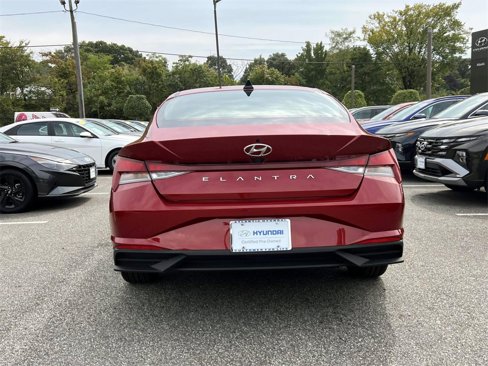 Certified 2023 Hyundai Elantra SEL w/ Convenience Package image 6
