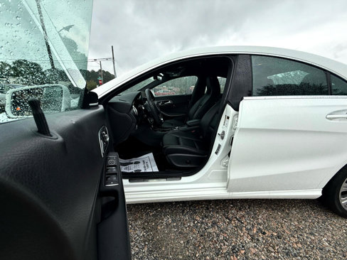 Used 2018 Mercedes-Benz CLA 250 4MATIC image 15