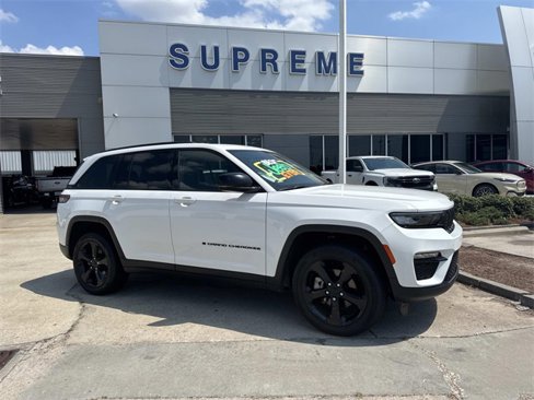 Used 2023 Jeep Grand Cherokee Limited w/ Black Appearance Package image 1