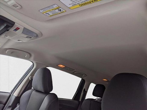 Used 2021 Subaru Ascent Premium w/ Convenience Package image 18