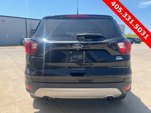 Used 2019 Ford Escape SEL image 4