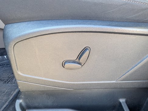 Certified 2023 Ford Transit Connect XLT image 20