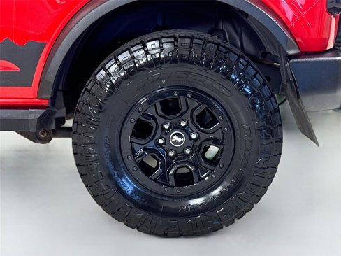 Used 2022 Ford Bronco Wildtrak image 39