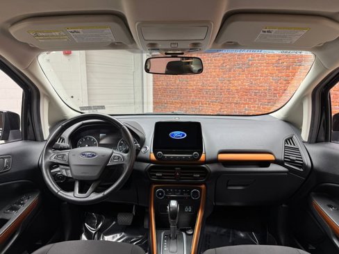 Certified 2021 Ford EcoSport SE w/ SE Appearance Package image 12