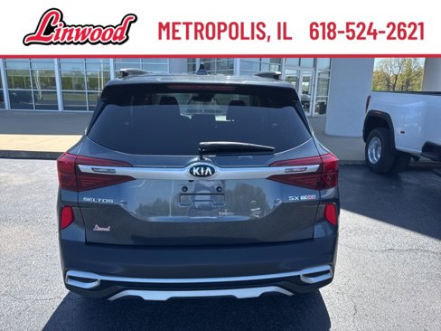 Used 2021 Kia Seltos SX w/ SX Sunroof Package image 6