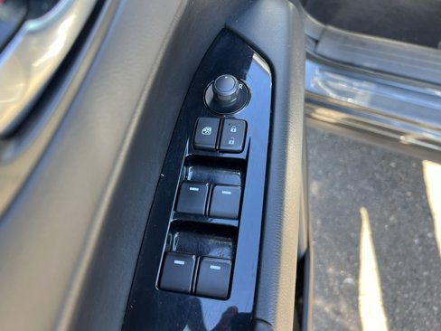 Used 2019 MAZDA CX-5 Touring image 11