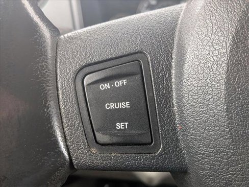 Used 2006 Jeep Commander Limited image 11