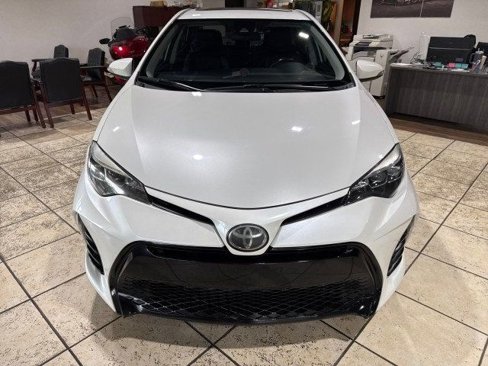 Used 2019 Toyota Corolla SE w/ SE Premium Package image 6