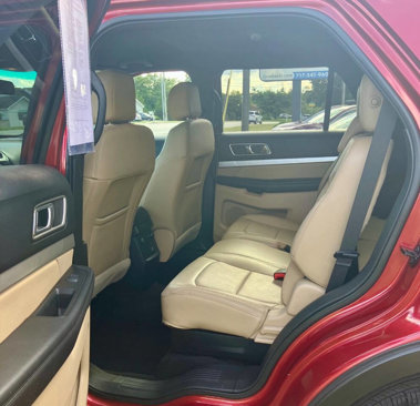 Used 2016 Ford Explorer XLT w/ Equipment Group 202A image 11