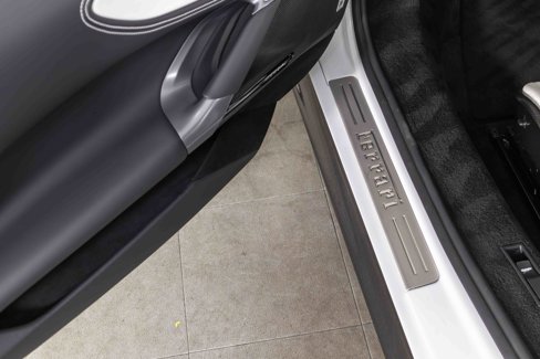 Used 2023 Ferrari SF90 Stradale image 36