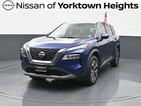 Certified 2022 Nissan Rogue SV image 1