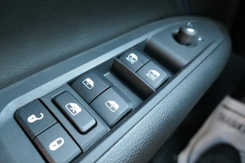 New 2025 Jeep Compass Latitude image 14