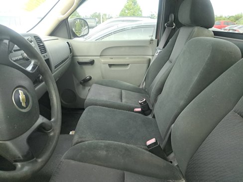 Used 2011 Chevrolet Silverado 1500 W/T image 4