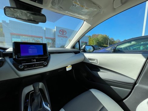 New 2025 Toyota Corolla LE image 7