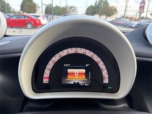 Used 2018 smart fortwo electric drive image 11
