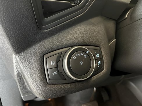 Used 2018 Ford Escape SE w/ SE Sport Appearance Package image 17