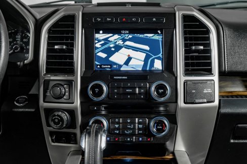 Used 2018 Ford F150 Lariat w/ Equipment Group 502A Luxury image 23