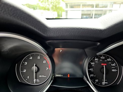 Used 2018 Alfa Romeo Stelvio Ti Sport image 70