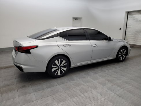 Used 2022 Nissan Altima 2.5 SV image 10
