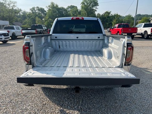Used 2018 GMC Sierra 1500 SLT w/ SLT Premium Package image 18