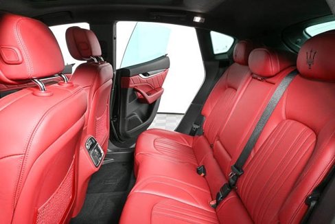 Certified 2022 Maserati Levante GT image 21